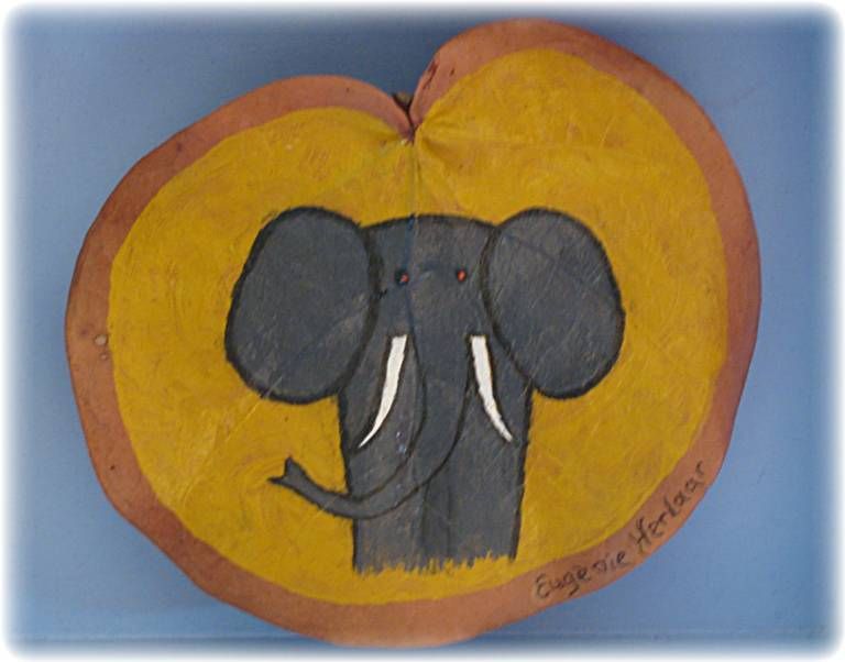 Olifant — bladschildering op zeedruifblad van Eugènie Herlaar